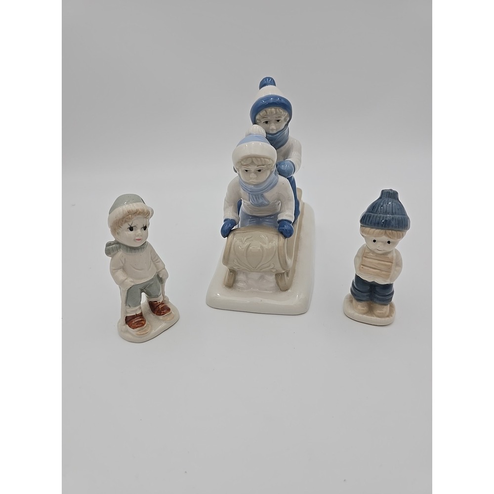 Paul Sebastian Figurines Children Sledding Porcelain Mexico Porcelana Cuernavaca